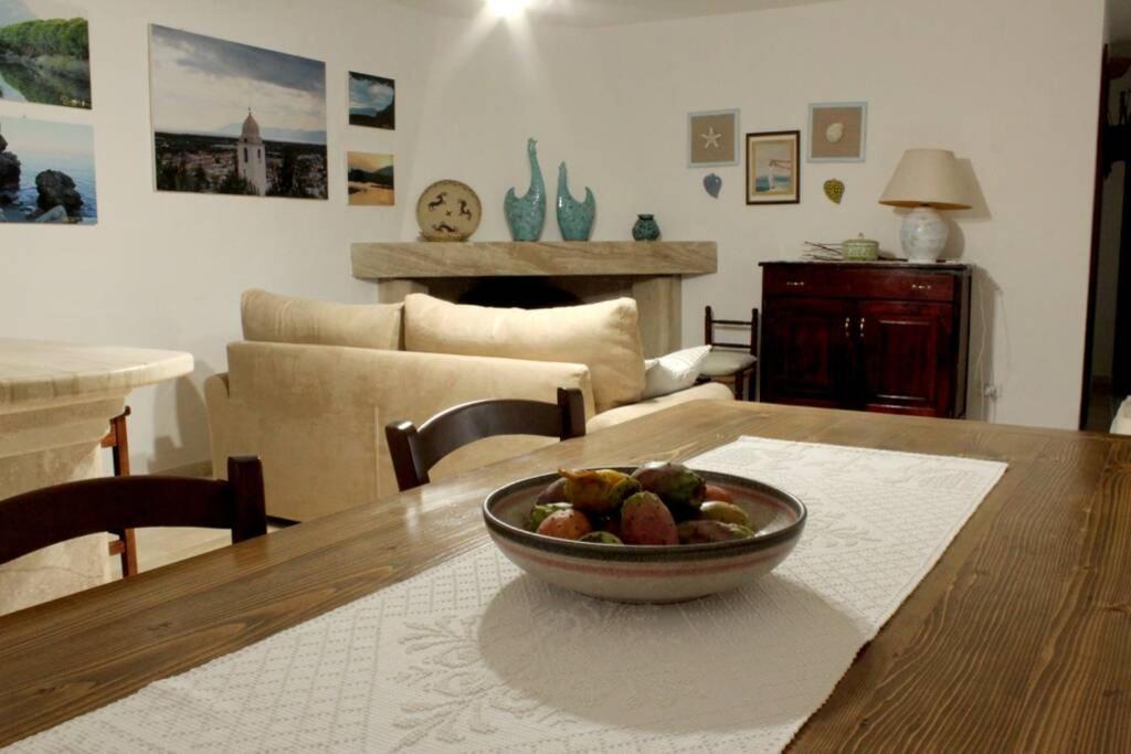 אורוסיי Villa Di Campagna Vicino Al Mare מראה חיצוני תמונה